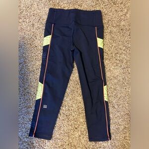 Victoria’s Secret work out capris excellent shape size small